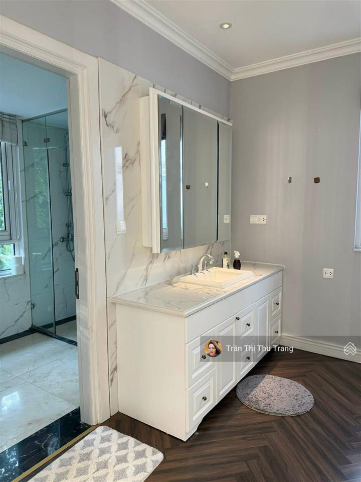Cho thuê song lập vinhomes riverside | 250m2 | có thang máy | 65 triệu/tháng,  0966 275 ***