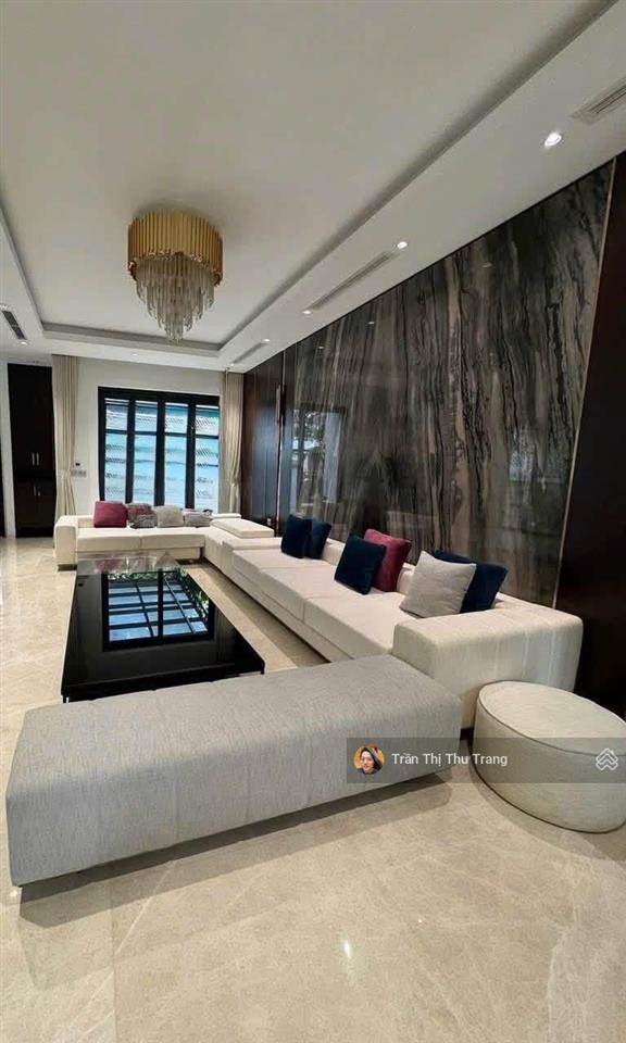 Cho thuê song lập vinhomes riverside | 250m2 | có thang máy | 65 triệu/tháng,  0966 275 ***