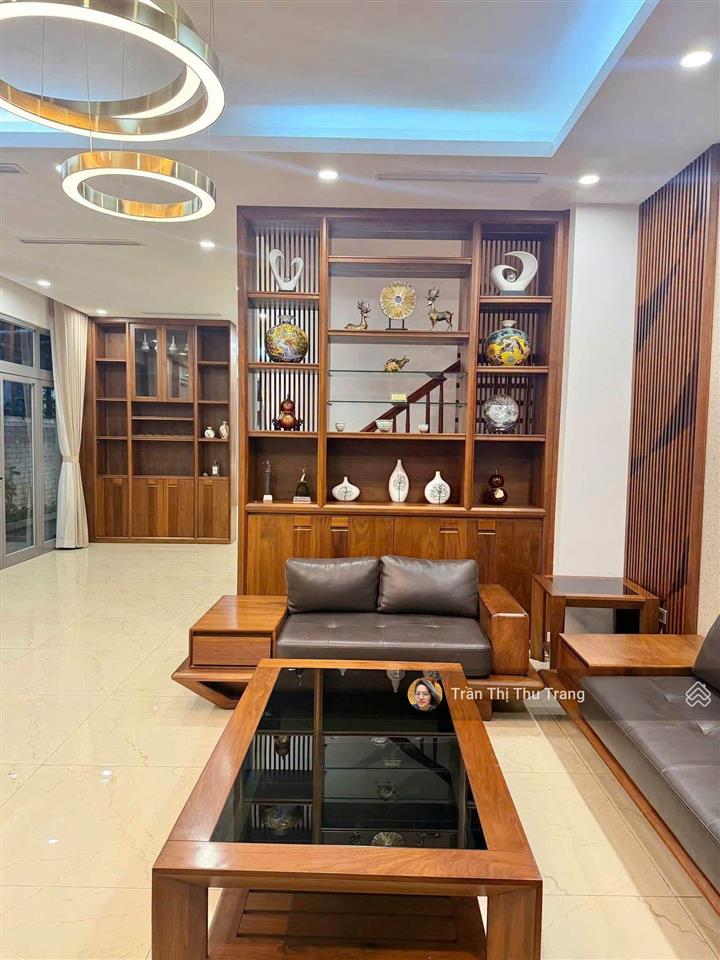 Cho thuê biệt thự vinhomes the harmony 168m2 | 4 tầng | 4pn | có thang máy.  0966 275 ***