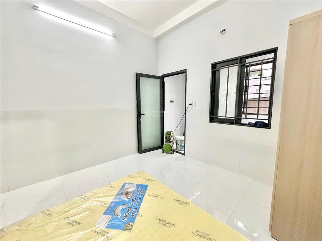 Phòng trọ giá rẻ  sẵn nội thất  cửa sổ thoáng  ngay tô ký  đối diện cvpm quang trung