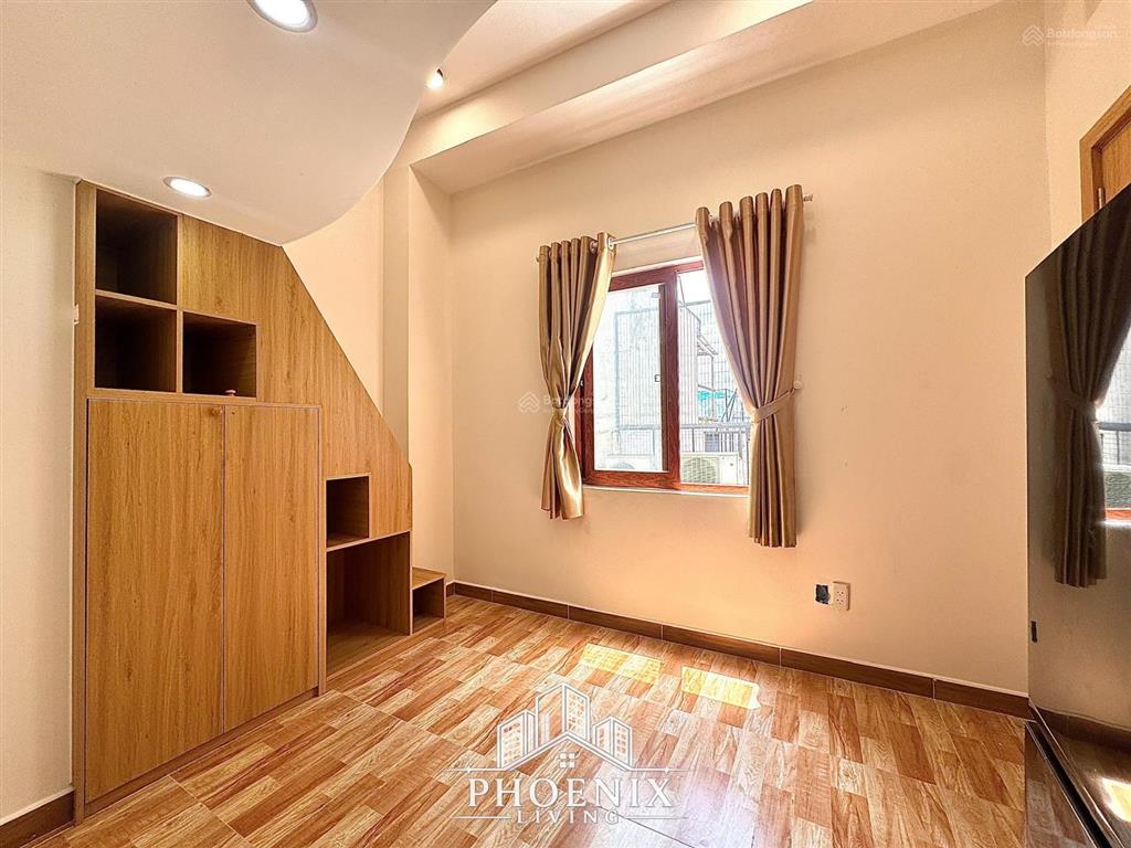 Phòng trọ cao cấp  sẵn máy lạnh  cửa sổ trời  gác cao  ngay phan văn hớn  trường chinh