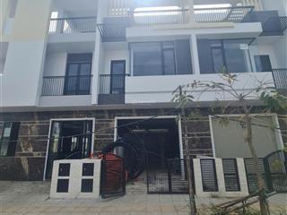 Bán gấp nhà phố dự án the light vũng tàu, 1 trệt 2 lầu, hướng tây bắc. giá chỉ 6 tỷ ( bao phí)