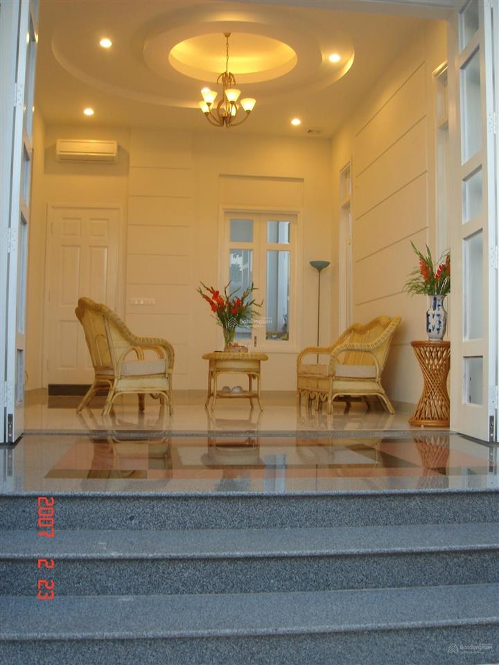 Cho thuê biệt thự vip tại trung tâm tp vũng tàu. full nội thất cao cấp giá chỉ 25 triệu/tháng