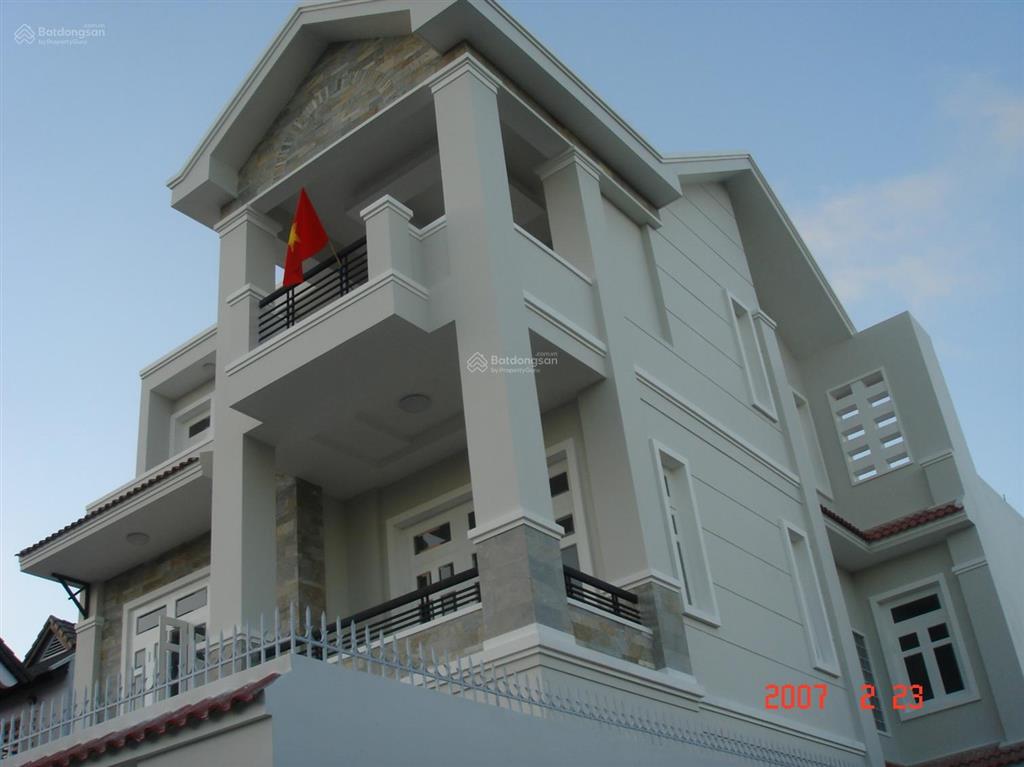 Cho thuê biệt thự vip tại trung tâm tp vũng tàu. full nội thất cao cấp giá chỉ 25 triệu/tháng