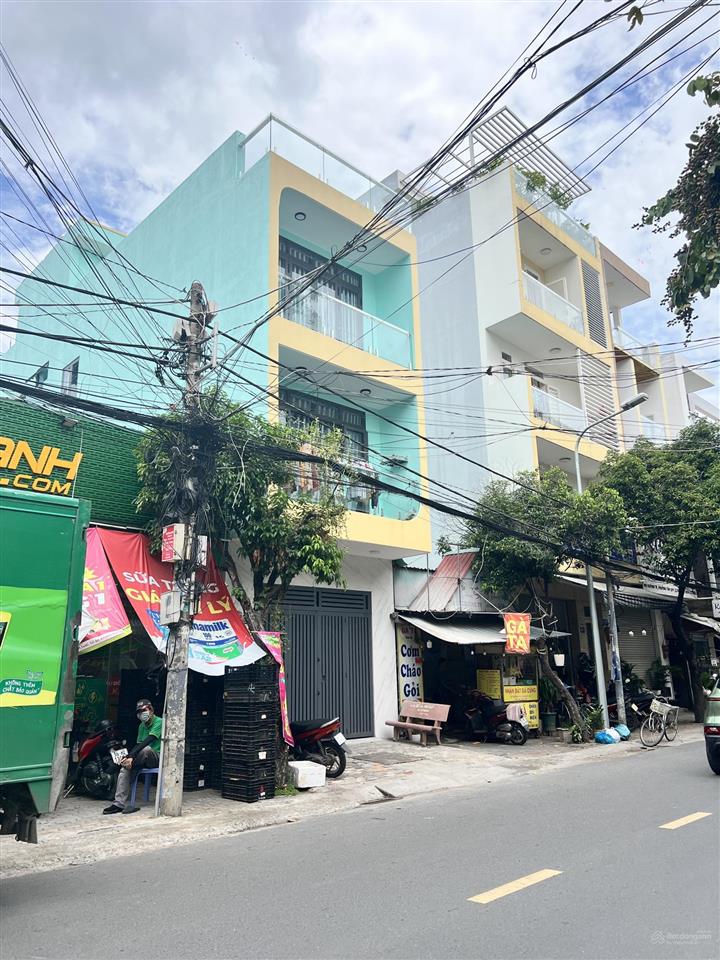 Cho thuê nhà đường 79. ngang 4m dài 20m, 4 tầng giá 36tr/tháng