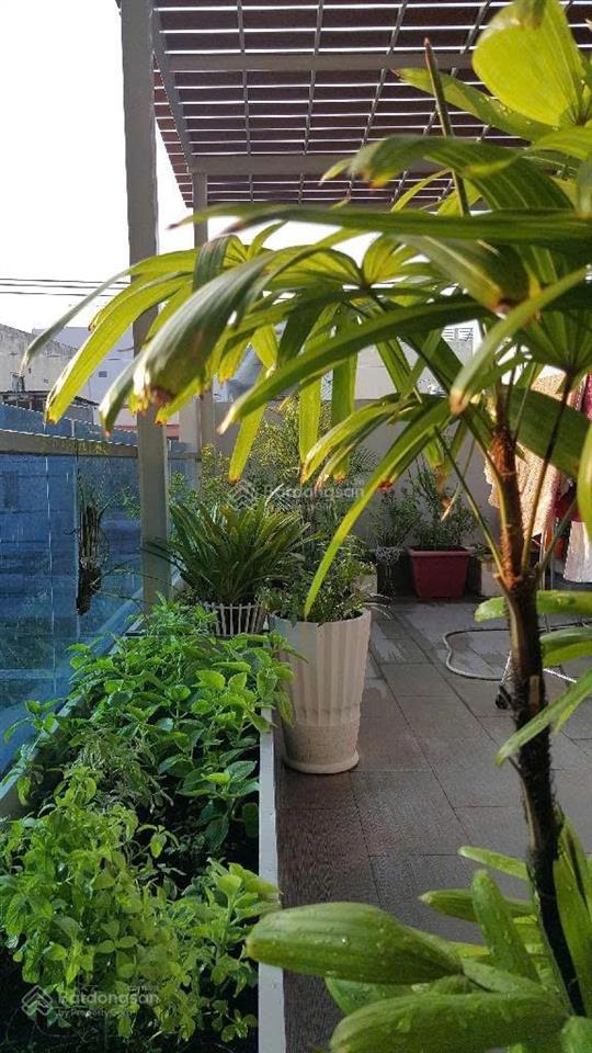 Bán nhà mặt tiền đường số quận 7. ngang 4m dài 20m. 1 trệt 4 lầu sân thượng. 12,8 tỷ