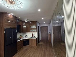 Cần bán căn hộ 2pn2wc+1, dtich 83m2(có thể cải tạo lên 3pn) tầng trung, full đồ đẹp! giá 6t1