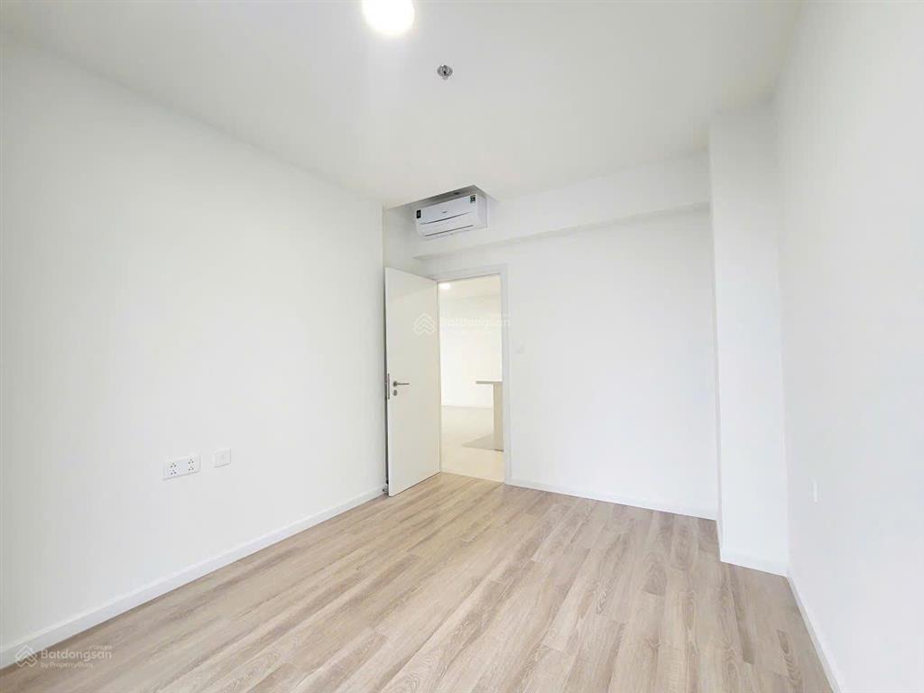 Cho thuê 3pn urban green giá tốt 17tr/tháng tháng 8 dọn vào