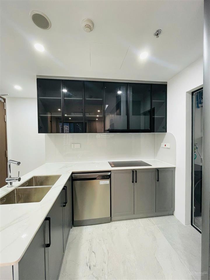 Cho thuê cardinal court 2pn góc đẹp, full nội thất