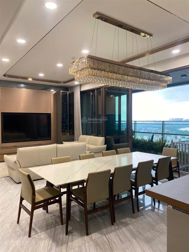 Căn define 4pn tầng cao full nội thất, giá 62 tỷ