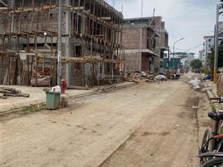 Cần bán nhanh 80m đất tái định cư la tinh cạnh viện nhi hà nội  đh phenikaa , view hồ yên nghĩa