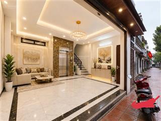 7 tỷ hơn  nhà cạnh ga văn khê  thang máy  40m, mặt tiền 6m  sát mặt phố quang trung  ở sướng