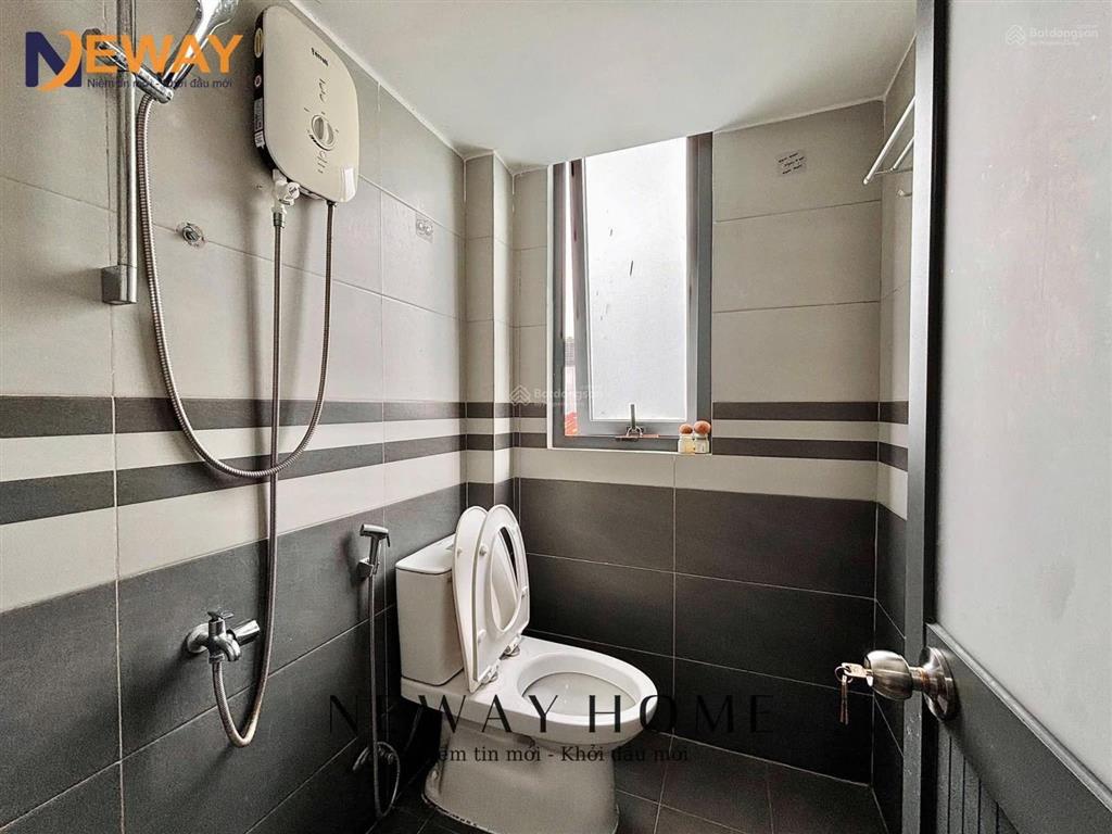 Cho thuê phòng có gác giá ưu đãi ngay vòng xoay phú lâm