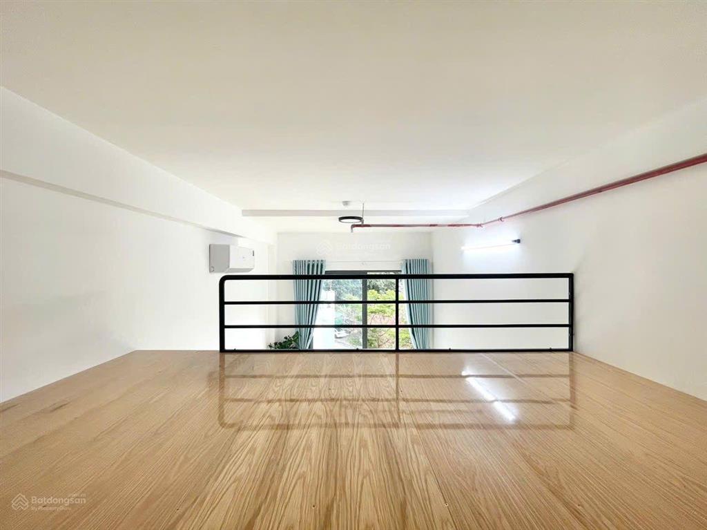 Phòng cao cấp có gác nằm trong tòa nhà xây mới thoáng sạch sẽ trục đường hòa bình quận 11