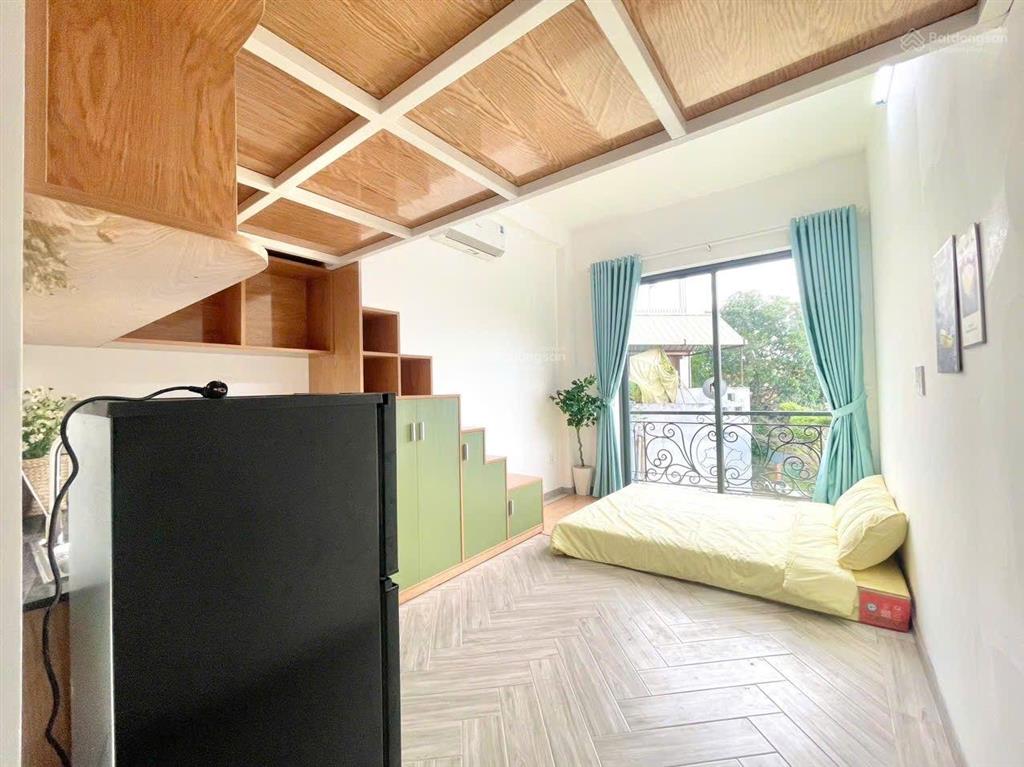Phòng cao cấp có gác nằm trong tòa nhà xây mới thoáng sạch sẽ trục đường hòa bình quận 11
