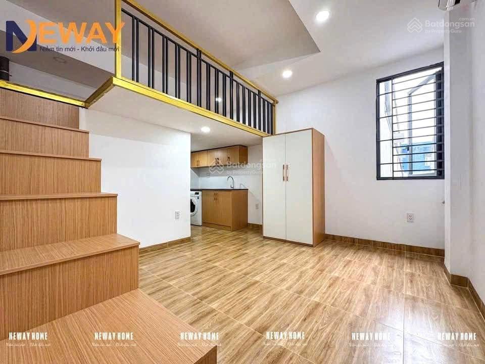 Căn hộ duplex gác cao cửa sổ trời full nội thất máy giặt riêng ngay trường chinh  etown cộng hòa