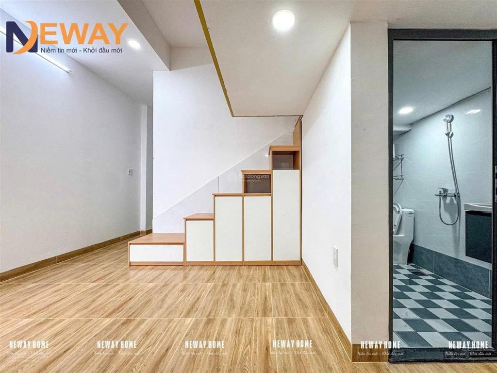 Căn hộ duplex gác cao cửa sổ trời full nội thất máy giặt riêng ngay trường chinh  etown cộng hòa