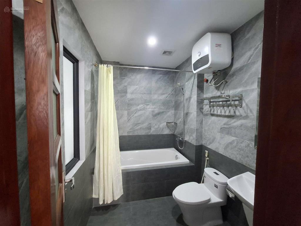 Căn hộ 3pn full nội thất hoàng hoa thám, ba đình, ban công rộng, máy giặt riêng 19 triệu/th