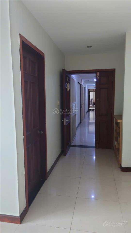 Chính chủ cần bán chcc, căn hộ 03 phòng ngủ và 02 toilet.  chính chủ 0906 748 *** hùng