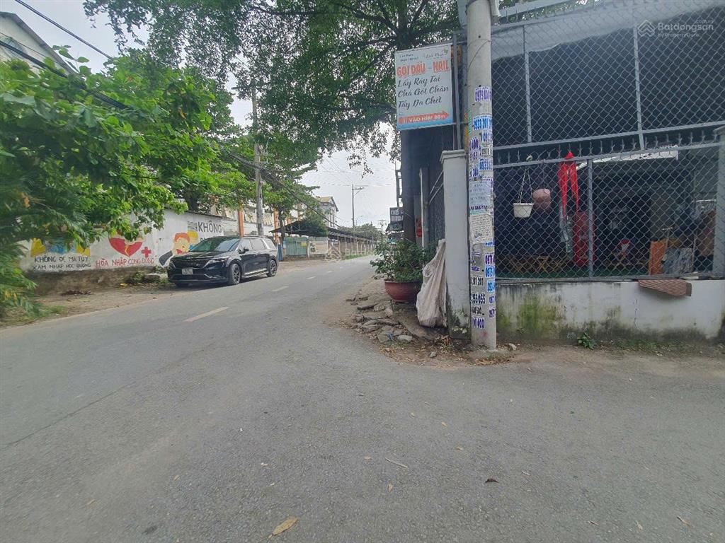 Bán nhà 2 mặt tiền đường đối diện trường học thcs tam đông 1. gần chợ trường học, kdc đông đúc