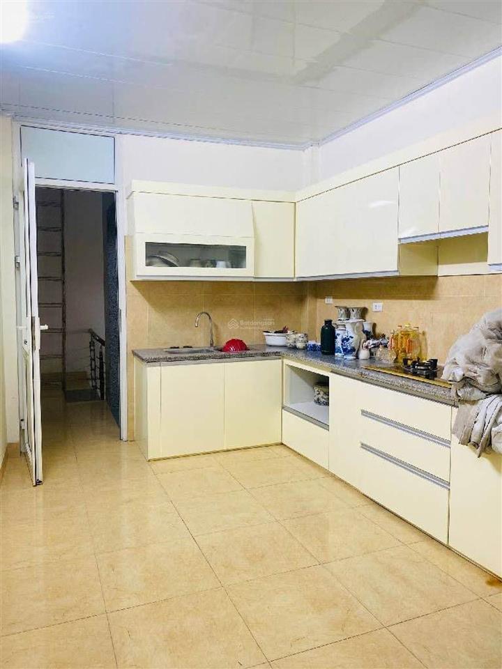 Bán mp thái thịnh lô góc vỉa hè rộng 6 tầng tm dòng tiền 60 triệu/th 65m/25.6 tỷ.