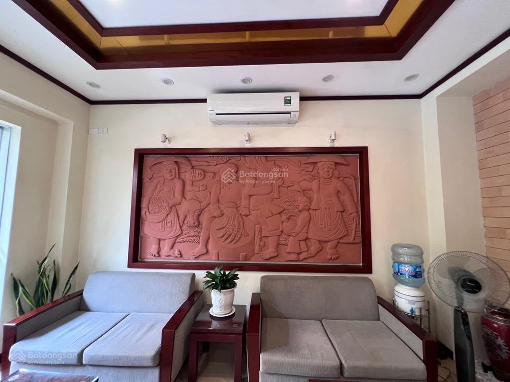 Bán tòa nhà lô góc phương mai 9 tầng  thang máy ô tô tránh dòng tiền 120 triệu/th 60m/24tỷ.