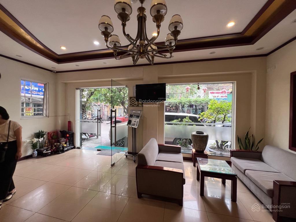 Bán tòa nhà lô góc phương mai 9 tầng  thang máy ô tô tránh dòng tiền 120 triệu/th 60m/24tỷ.