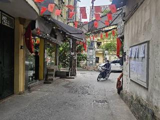 Bán nhà mặt ngõ đông tác lô góc ô tô tránh view sông mặt tiền cực rộng 72m/22tỷ.
