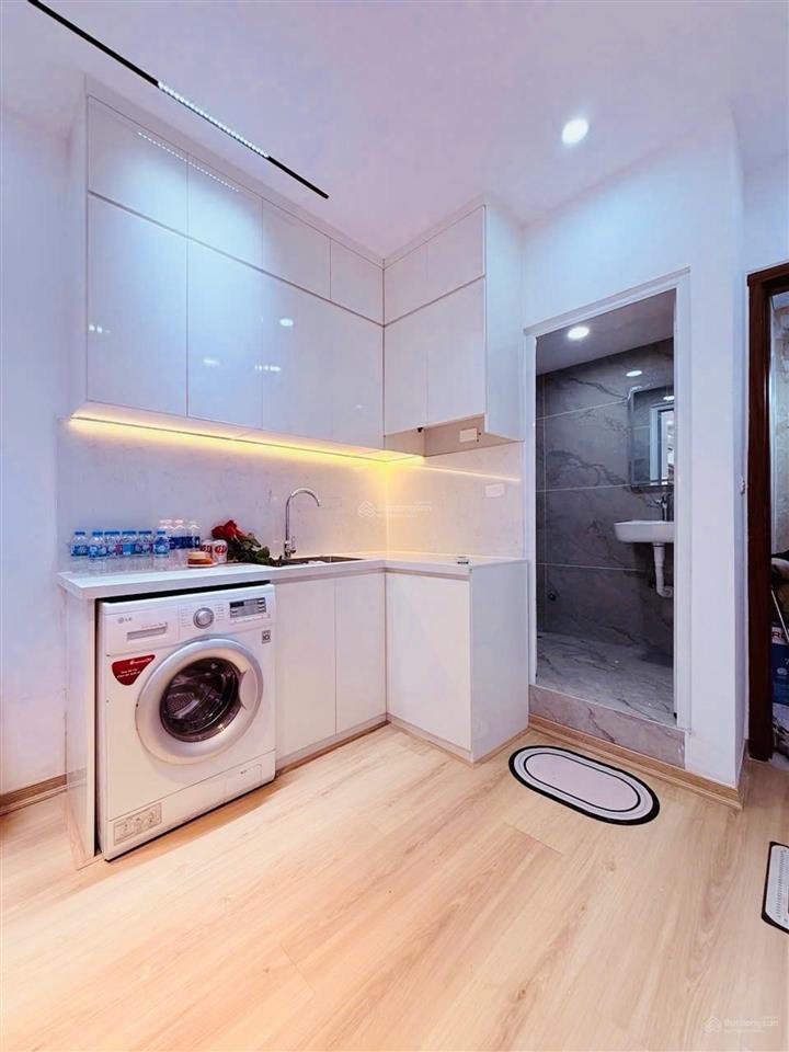 Bán nhà mặt phố trần quang diệu phố vip đống đa vỉa hè rộng kd đỉnh cao 42m/23tỷ.