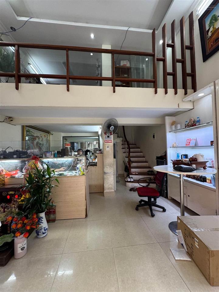 Bán nhà mặt ngõ thái thịnh ô tô tránh kinh doanh đỉnh vị trí đắc địa, nhà đẹp, 62m²/21tỷ.