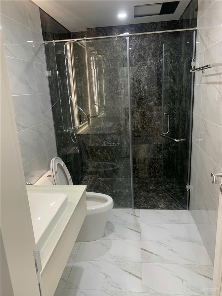 Bán căn hộ cao cấp 3pn, 112m2 full đồ, sổ đỏ chính chủ. hateco laroma mặt đường huỳnh thúc kháng
