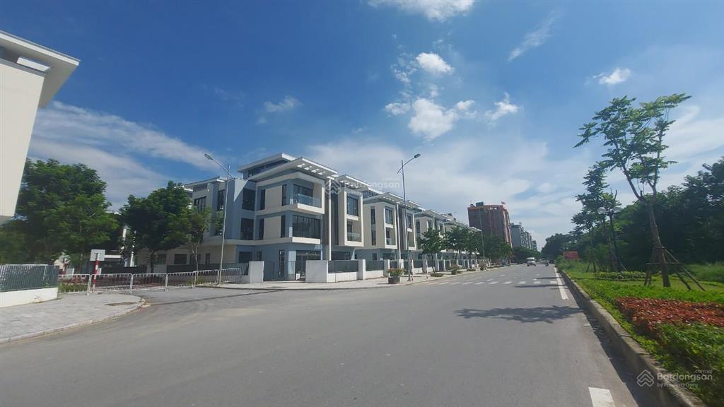 Chính chủ cần bán gấp căn song lập an quý villa 180m² giá rẻ nhất khu vực.