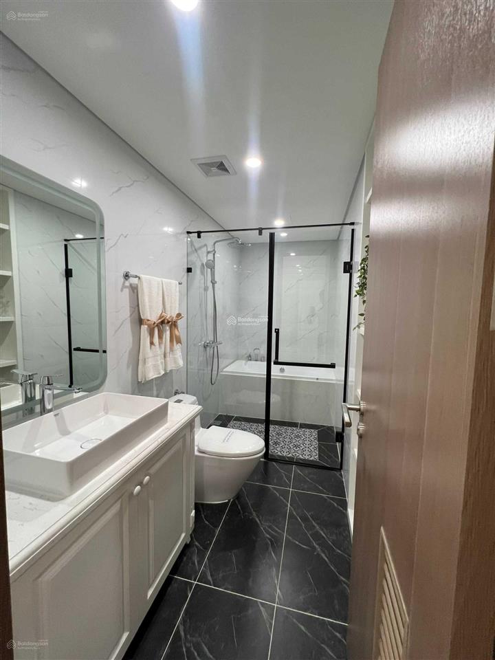 Bán gấp căn hộ the nelson private residences 106m2, 3pn, 2wc tại láng hạ, hà nội