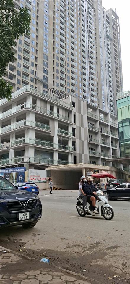 Chính chủ bán gấp căn góc 01 viha complex  97m2 (3pn+1)  ban công đn