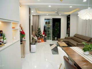 Tôi là nạn nhân trước vẻ đẹp tại căn hộ 3pn tại vista verde ngày 11/06/2026
