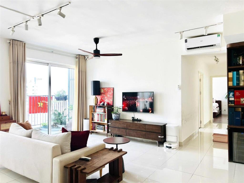 Xin lưu ý 3pn lầu cao  full nt  dt 118.1m  giá bán 11t8 thuế ai ấy đóng tại vista verde