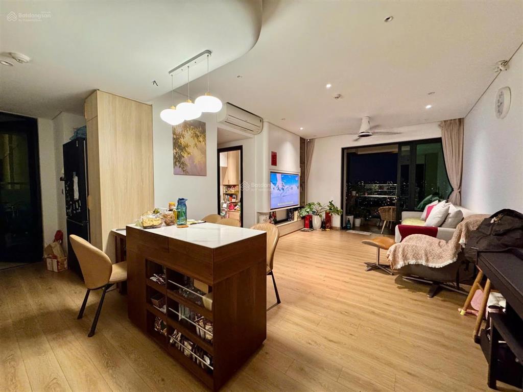 Feliz en vista  2pn diện tích lớn  giá bán chỉ 10t2 bao thuế phí. sổ hồng riêng