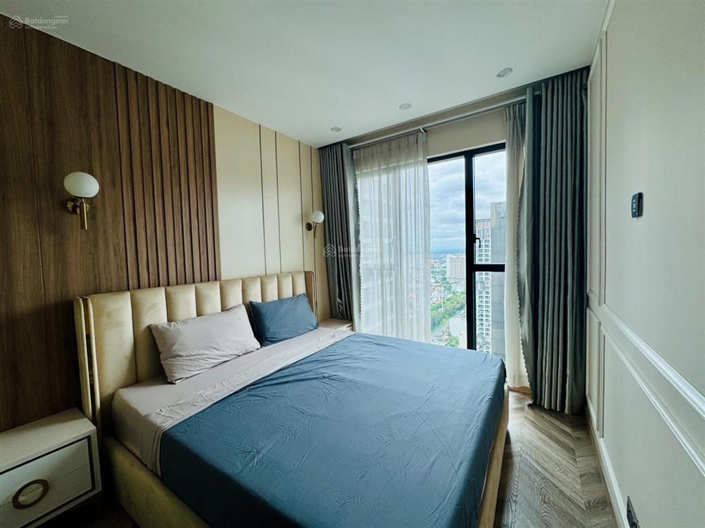 Siêu hiếm  2pn full nt  căn góc  view nội khu và chéo sông  giá chỉ 10 tỷ bao thuế phí