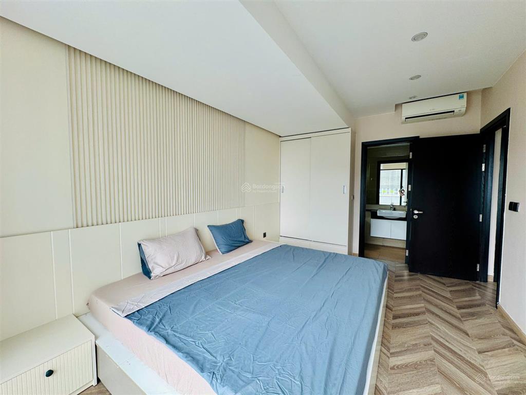 Siêu hiếm  2pn full nt  căn góc  view nội khu và chéo sông  giá chỉ 10 tỷ bao thuế phí