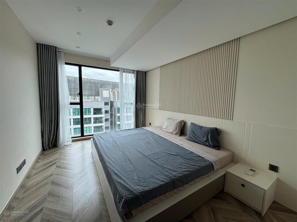 Siêu hiếm  2pn full nt  căn góc  view nội khu và chéo sông  giá chỉ 10 tỷ bao thuế phí