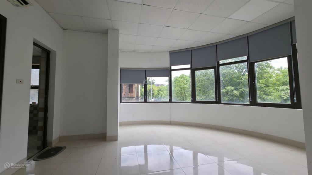 Cho thuê sàn tầng 2 làm văn phòng kđt vạn phúc, hà đông