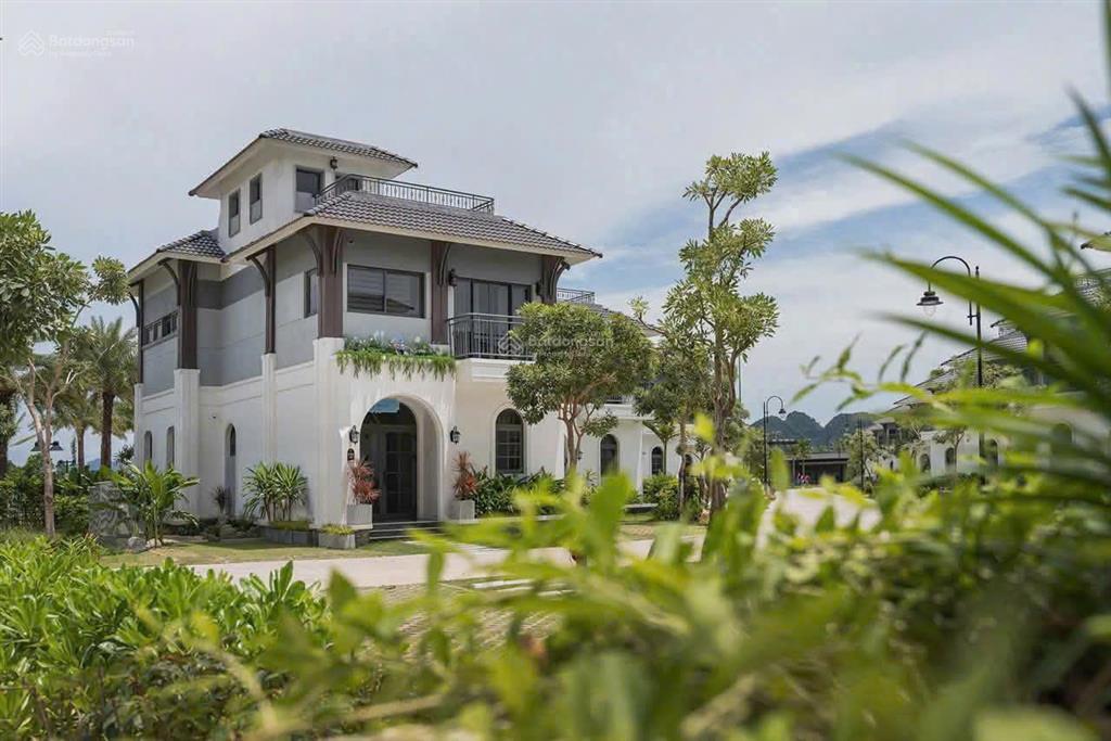 Cắt lỗ sâu biệt thự biển sonasea vân đồn 5 tỷ full nội thất cao cấp2 mặt tiền kinh doanh cực tốt