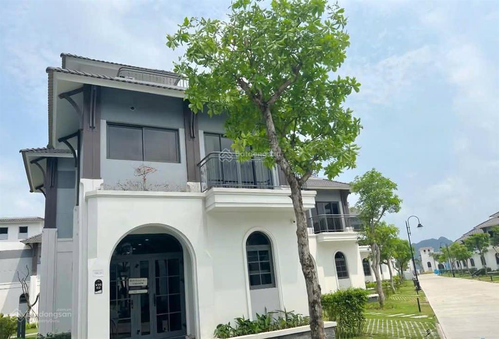 Cắt lỗ biệt thự biển khu nghỉ dưỡng cao cấp sonasea vân đồn  sát biển, kinh doanh tốt  giá rẻ