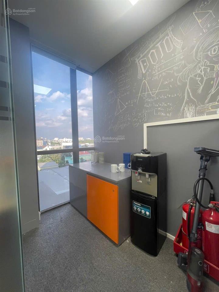 Cần cho thuê offictel văn phòng st.moritz phạm văn đồng thủ đức dt60m2 giá 15tr/th 0985 807 ***vy