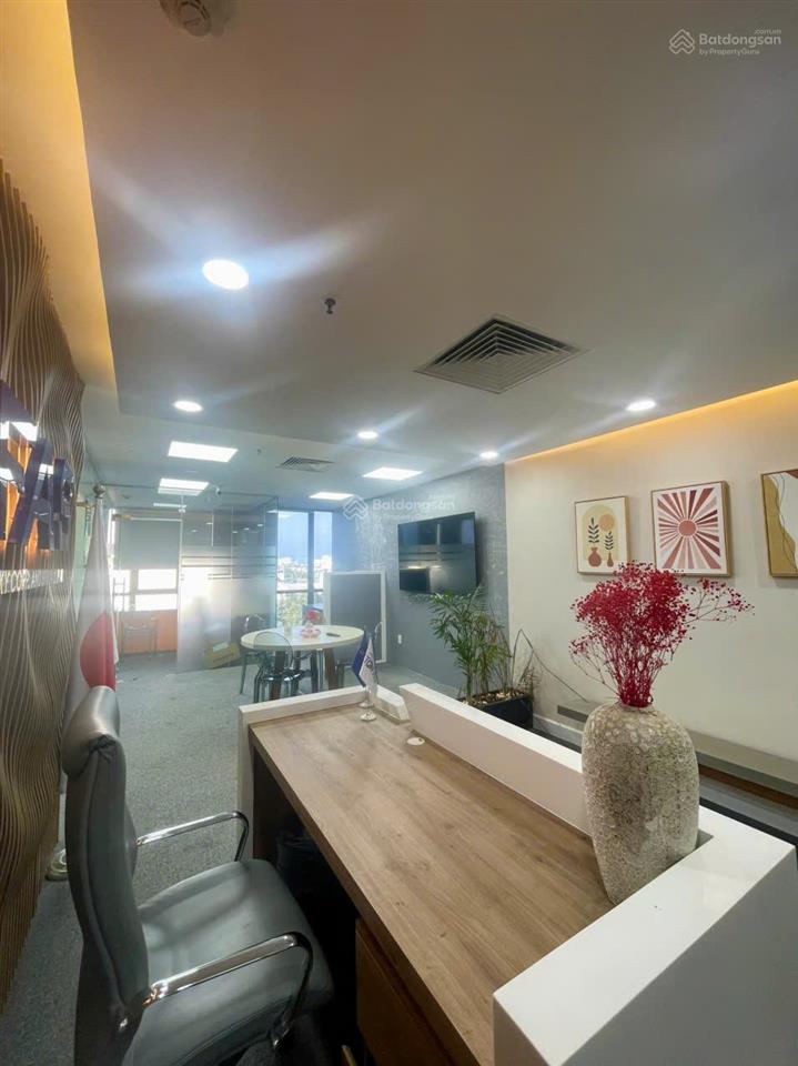 Cần cho thuê offictel văn phòng st.moritz phạm văn đồng thủ đức dt60m2 giá 15tr/th 0985 807 ***vy