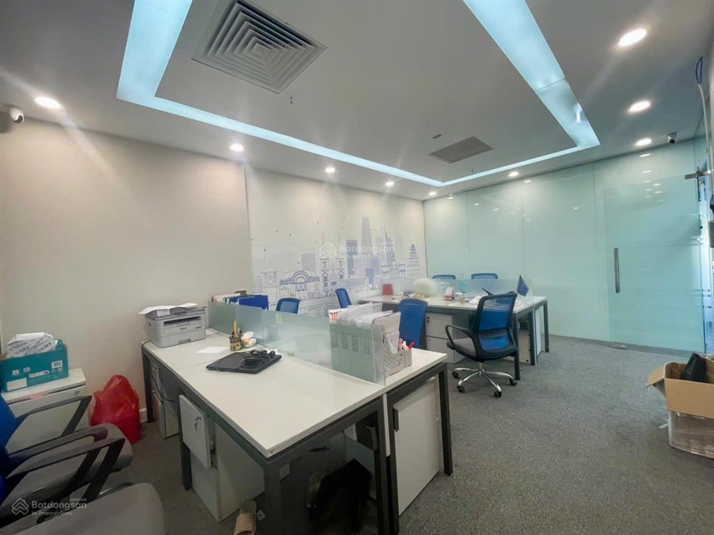 Cần cho thuê offictel văn phòng st.moritz phạm văn đồng thủ đức dt60m2 giá 15tr/th 0985 807 ***vy