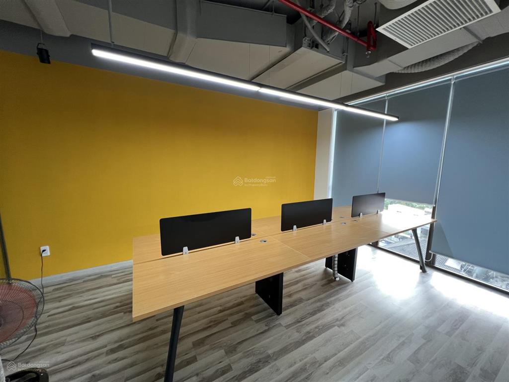 Cần tiền bán căn hộ văn phòng st moritz phạm văn đồng giá 3,1 tỷ dt 60m2,  0985 807 *** vy
