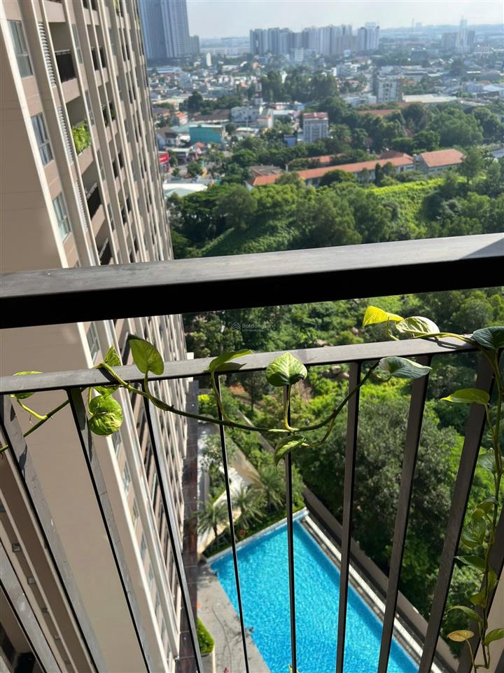 Cho thuê căn hộ opal skyline nguyễn văn tiết 2pn 2wc 65m2 giá 5,5tr/tháng  0985 807 *** vy