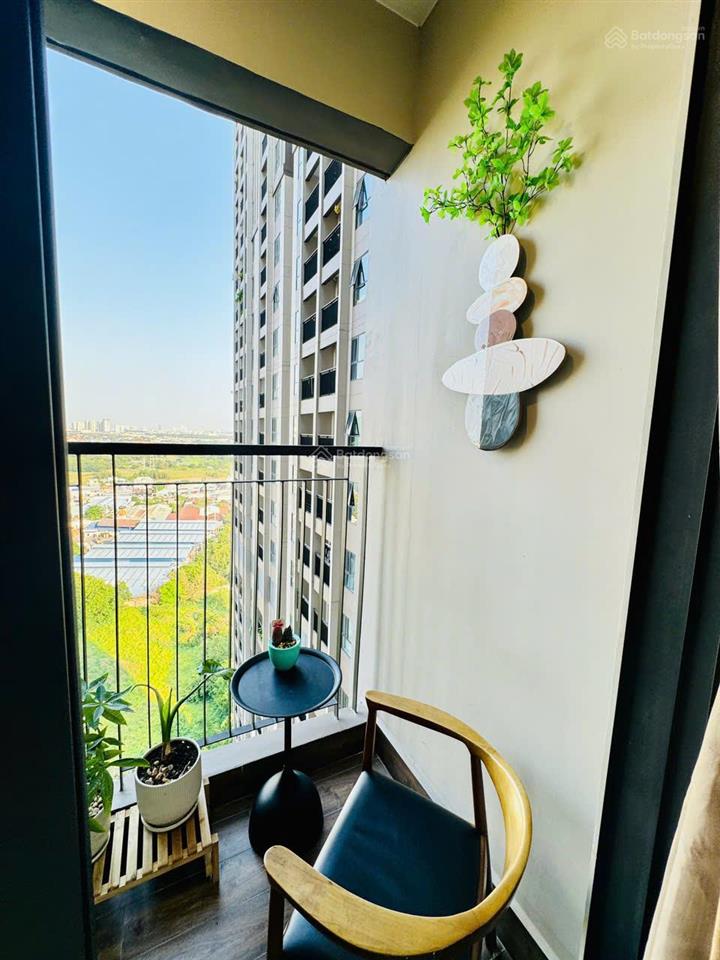 Nhà em kg có người ở cần bán căn opal sky line nguyễn văn tiết bình dương.giá 1ty4 .0985 807 *** vy
