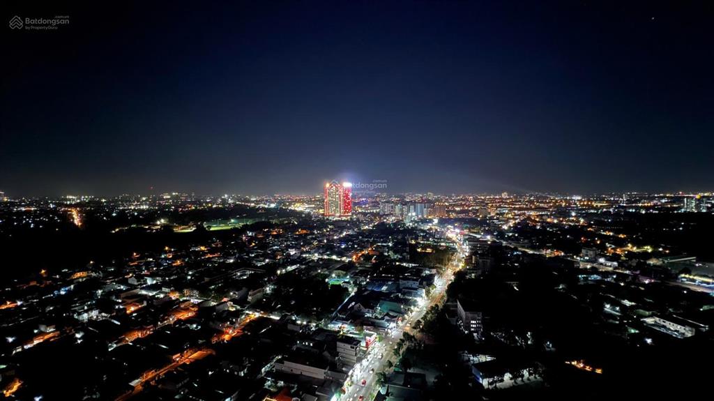 Nhà em không có người ở cần bán căn opal skyline 3pn dt 85m giá 2tỷ7 full nội thất  0985 807 *** vy